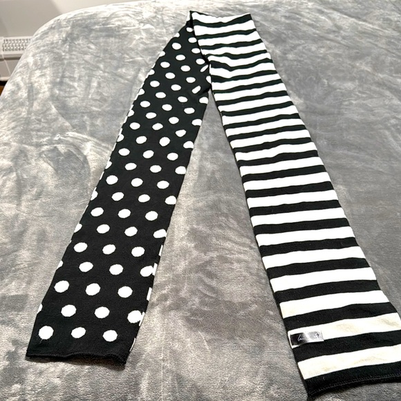 NWOT Black and white scarf 82 inches long polka dots and stripes - Picture 1 of 6